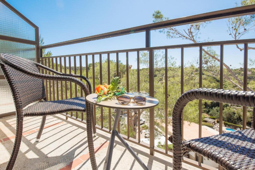 Балкон или терраса в Hotel Playa Mondrago