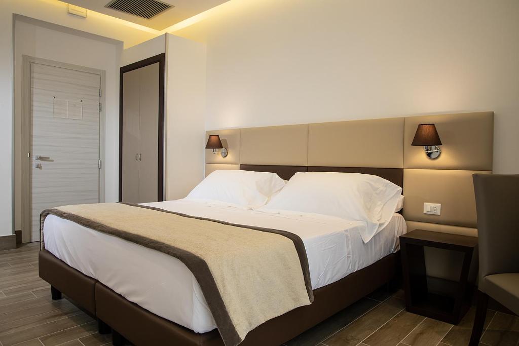 
Superior Family Room
