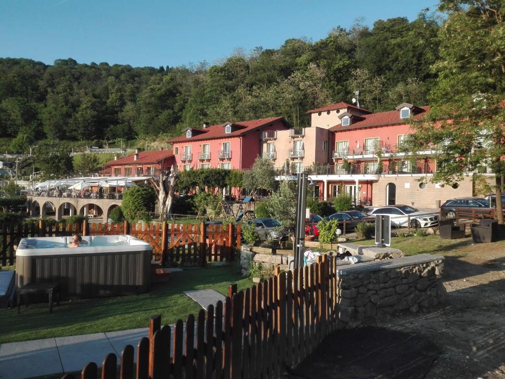 Příroda nedaleko hotelu