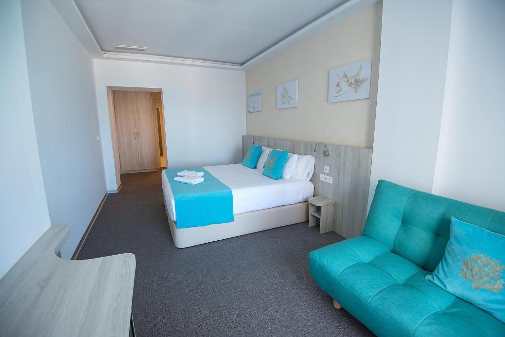 Postel nebo postele na pokoji v ubytování Hotel Soul de Javea