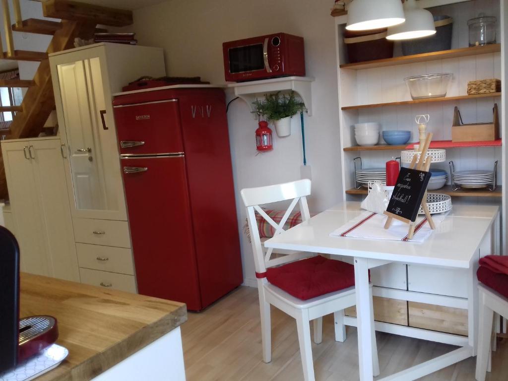 Kuchyňa alebo kuchynka v ubytovaní Ferienwohnung Wiesmühlstrasse