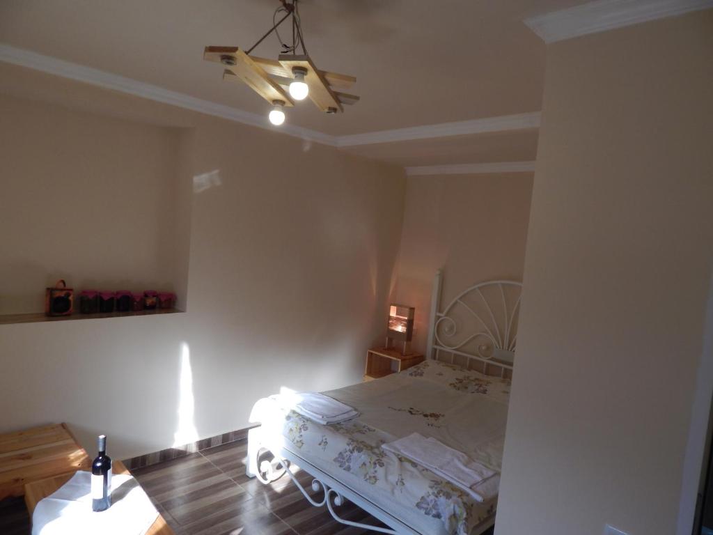 Postel nebo postele na pokoji v ubytování Arami Guest House