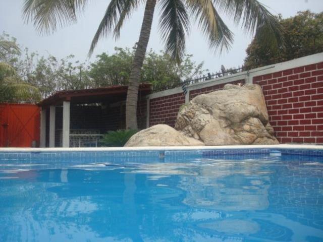 Hermosa Casa en pie de la Cuesta Acapulco