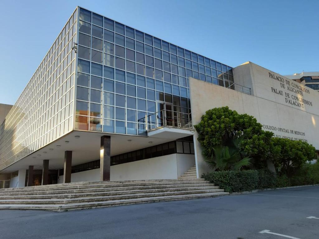 Apartamento Grande - Castillo Santa Barbara, Alicante ...