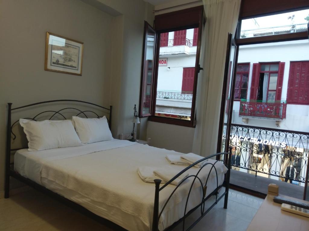 Una cama o camas en una habitación de Prokymaia Apartment 1