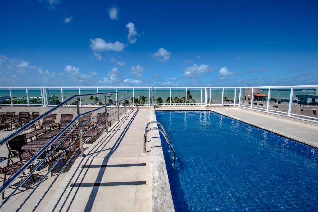  Tambau Beach Hotel