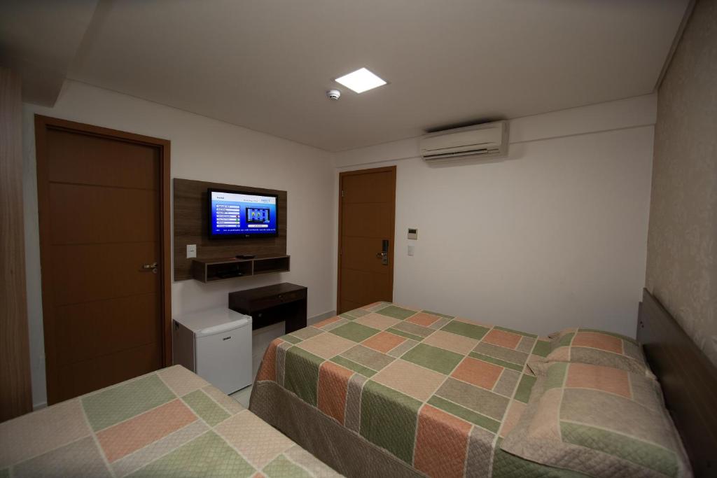  Tambau Beach Hotel