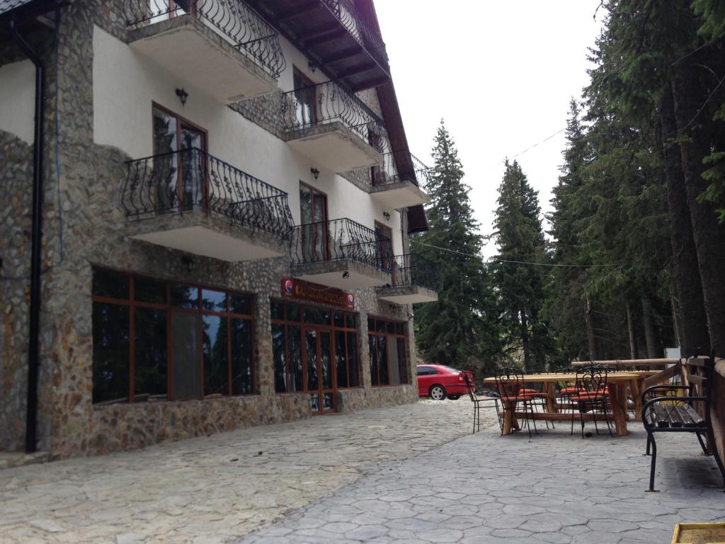 Το κτήριο όπου στεγάζεται  ο ξενώνας