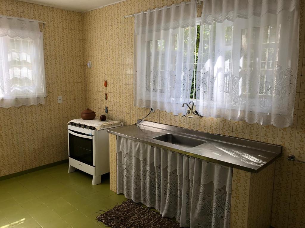  Casa Linda com Churrasqueira - Praia do Itaguá