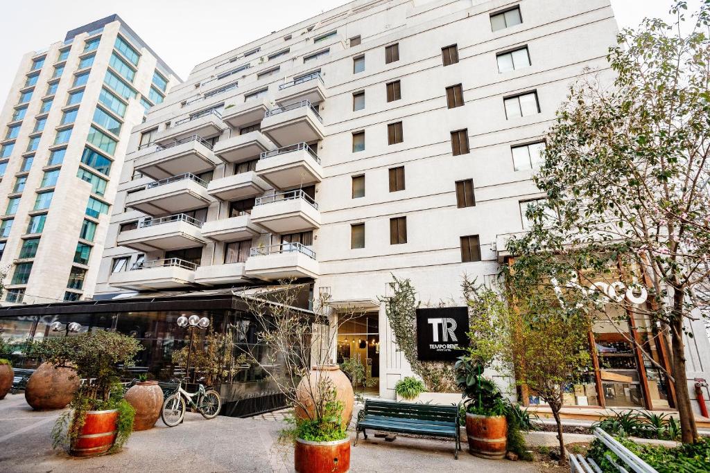 Budova, kde se aparthotel nachází