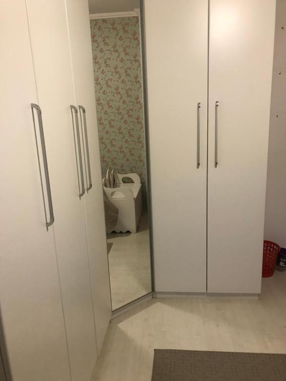  Quarto agradável no Gonzaga em Santos