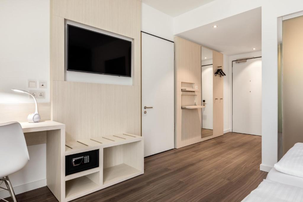 Super 8 by Wyndham Oberhausen am Centro - Standart Engelli Erişimine Uygun Oda