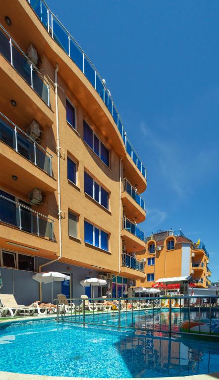 Bazén v ubytování Dara Hotel nebo v jeho okolí
