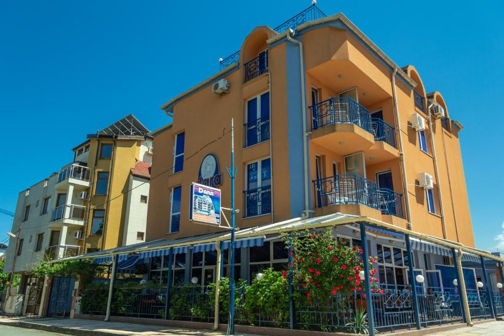 Budova, kde se hotel nachází
