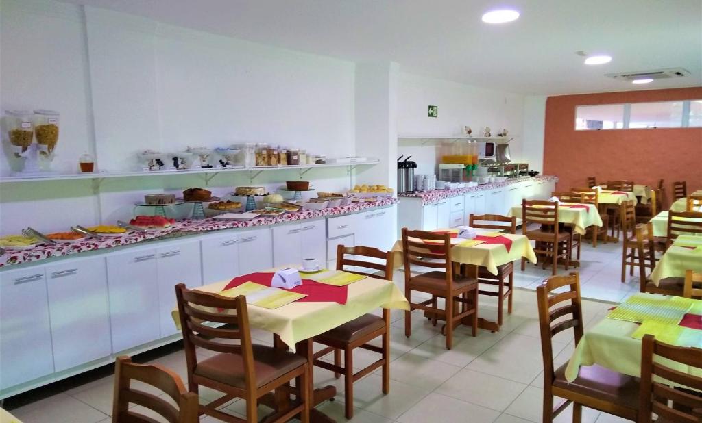  Simas Praia Hotel