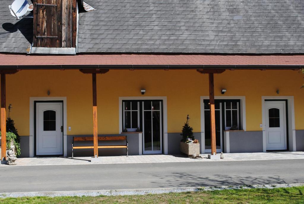 Budova, v ktorej sa apartmán nachádza