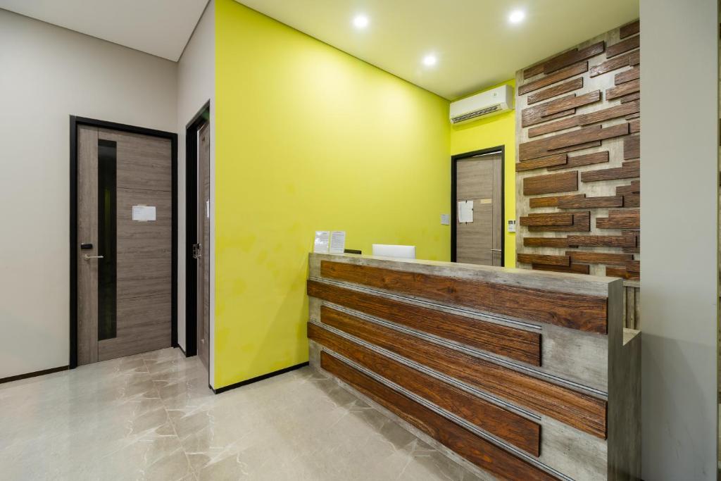 Fotografie z fotogalerie ubytování RedDoorz Plus near Senayan City v destinaci Jakarta