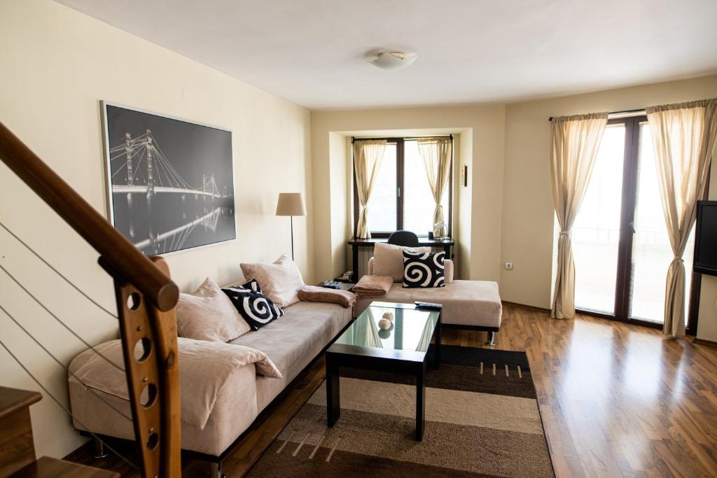 Maisonette 169 - Housity