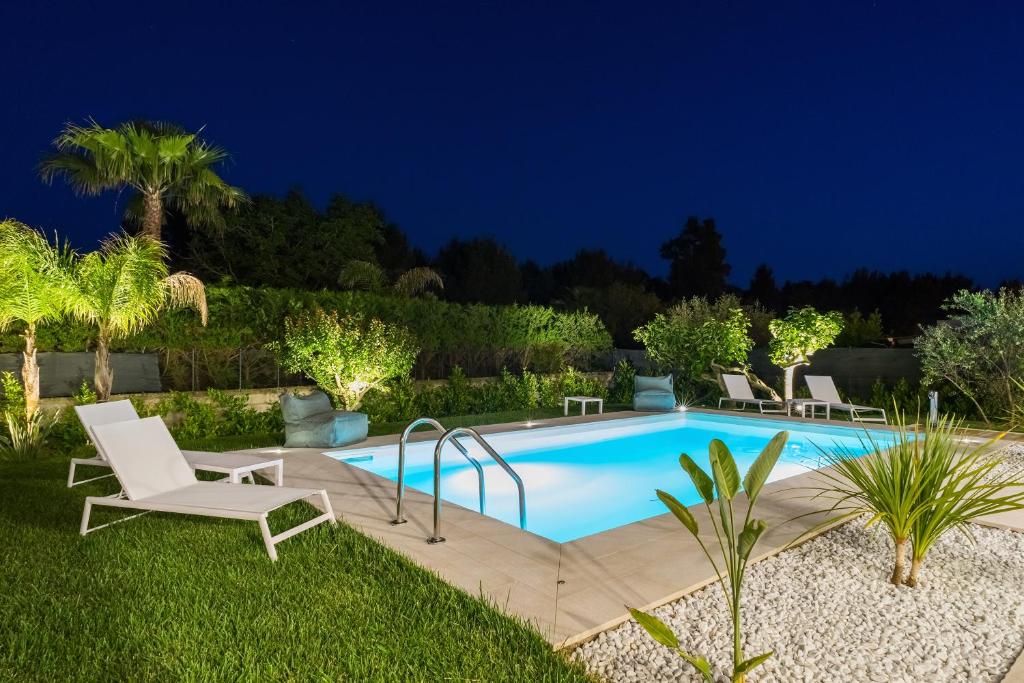 Πισίνα στο ή κοντά στο Villa Claudia