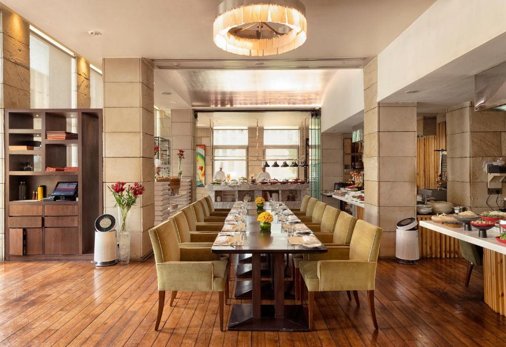 Posezení v ubytování The Lodhi – A member of The Leading Hotels Of The World
