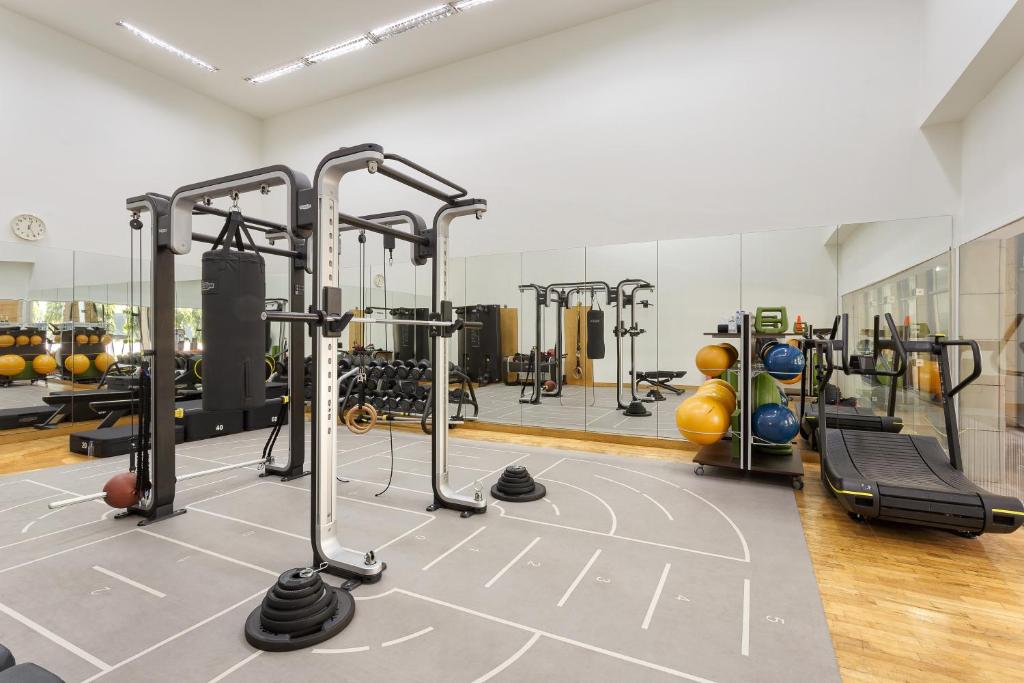 Fitness centrum a/nebo fitness zařízení v ubytování The Lodhi – A member of The Leading Hotels Of The World