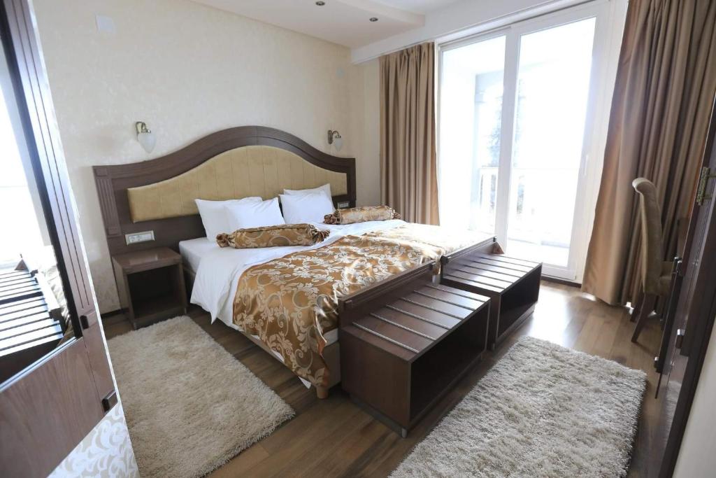 Gallery image of City Palace Hotel in Ohrid
