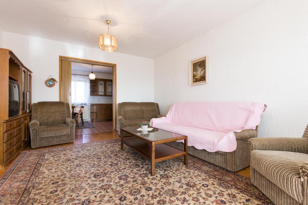 Posedenie v ubytovaní Apartment Pavacic