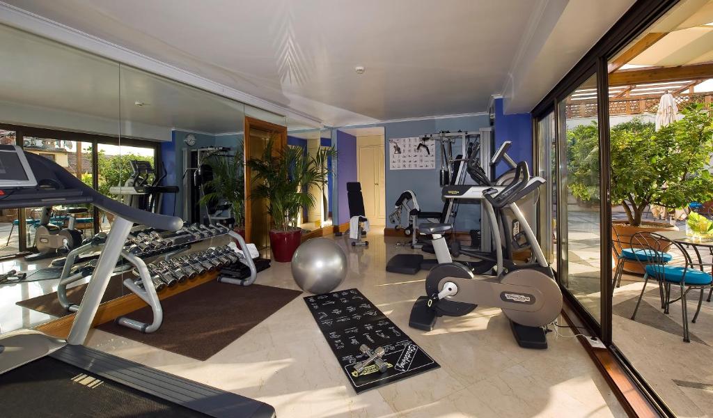 The fitness centre and/or fitness facilities at Hotel dei Mellini