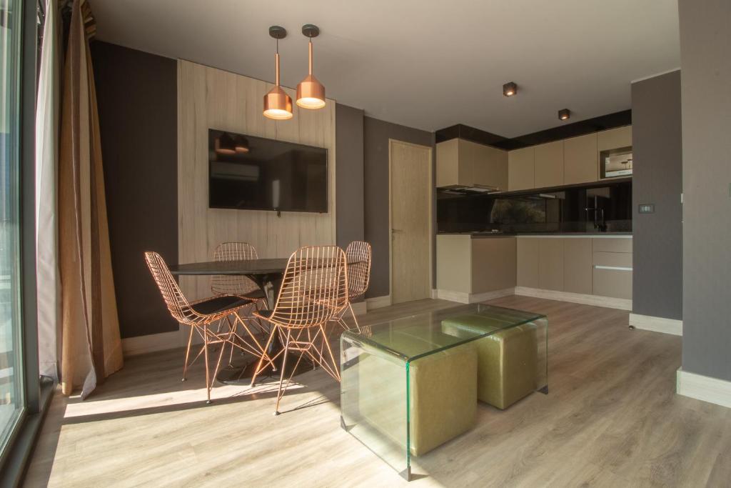 Kuchyň nebo kuchyňský kout v ubytování One Nk Apartments