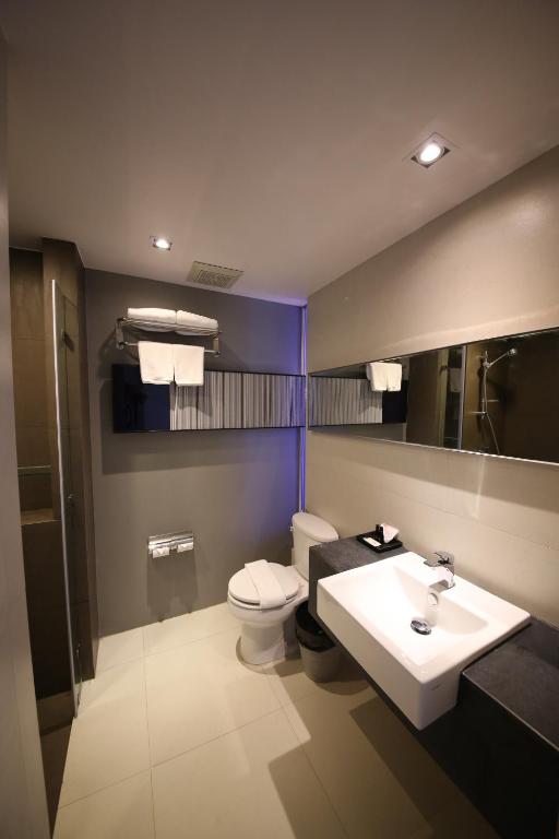 The Sun Xclusive - Resim 32