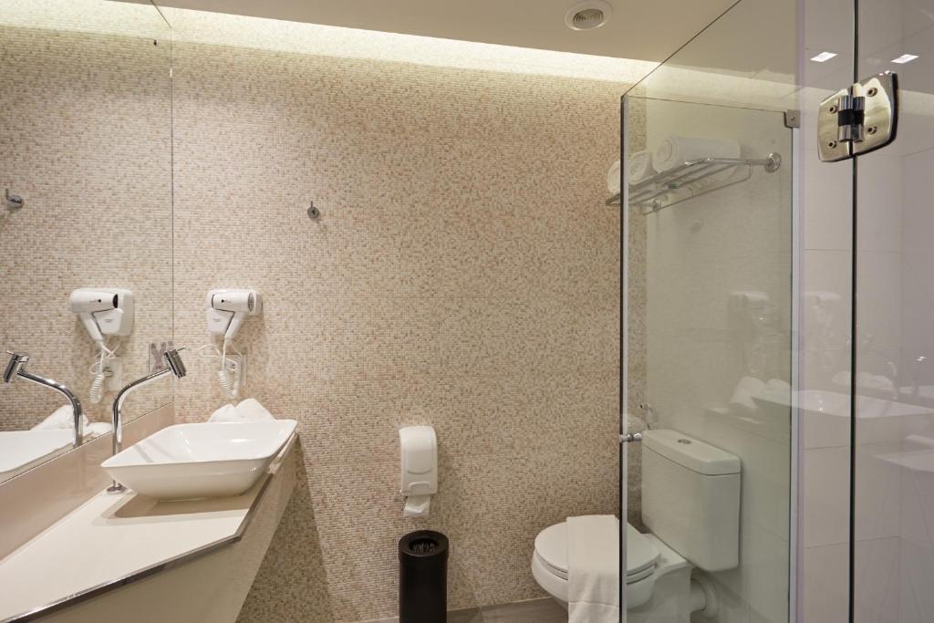  Flix Hotel