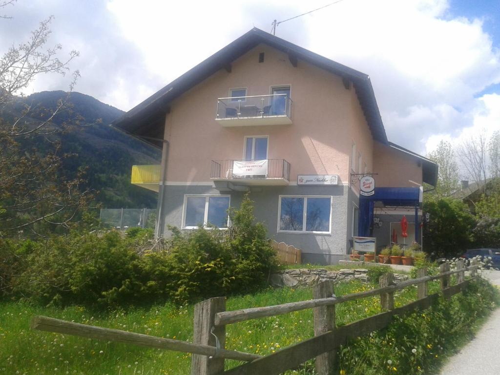 Budova, kde se bed and breakfast nachází