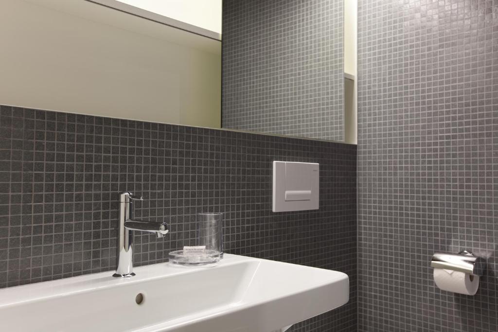 Hotel Dom, zentral - herzlich - sozial engagiert - Resim 33