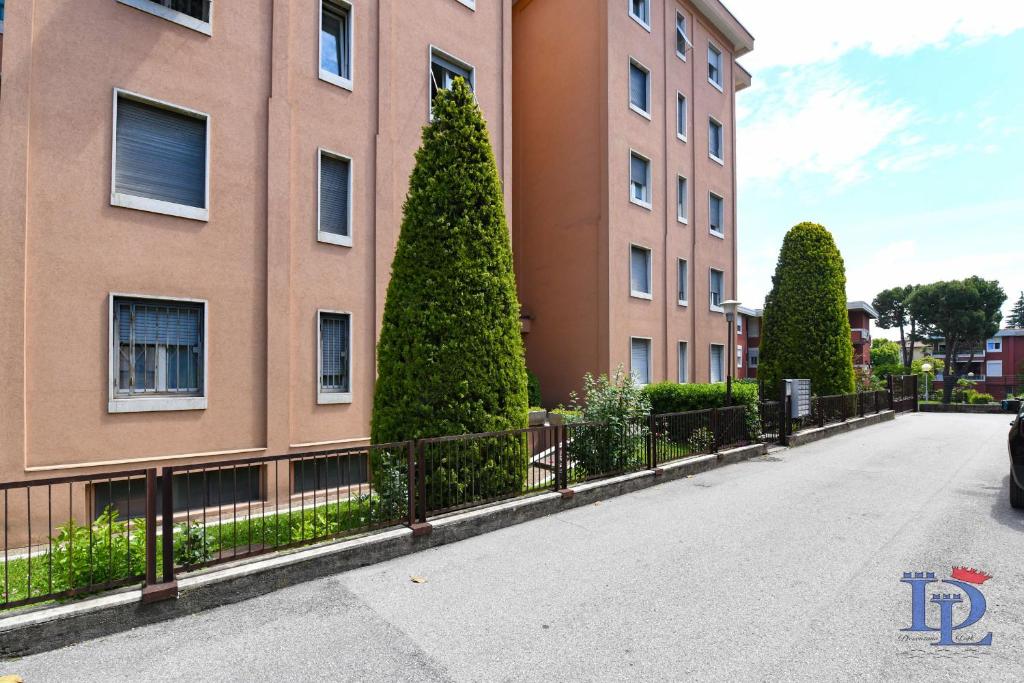 Budova, v ktorej sa apartmán nachádza