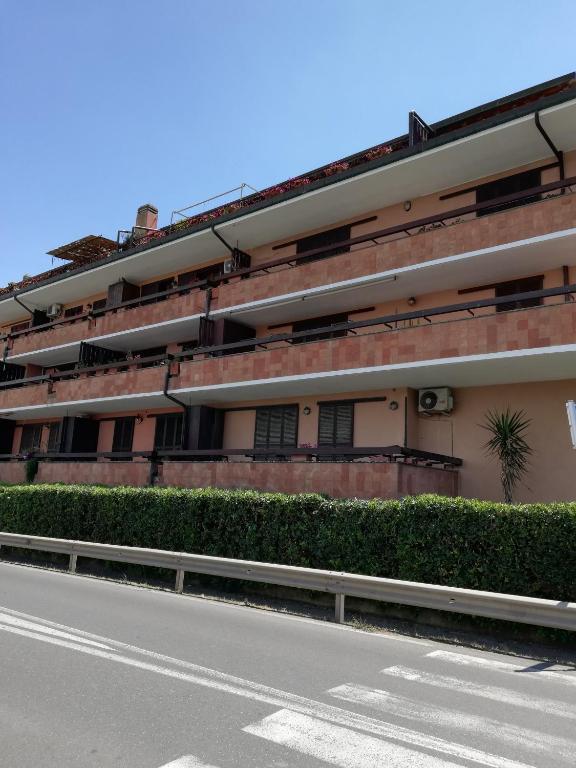 Budova, v ktorej sa apartmán nachádza