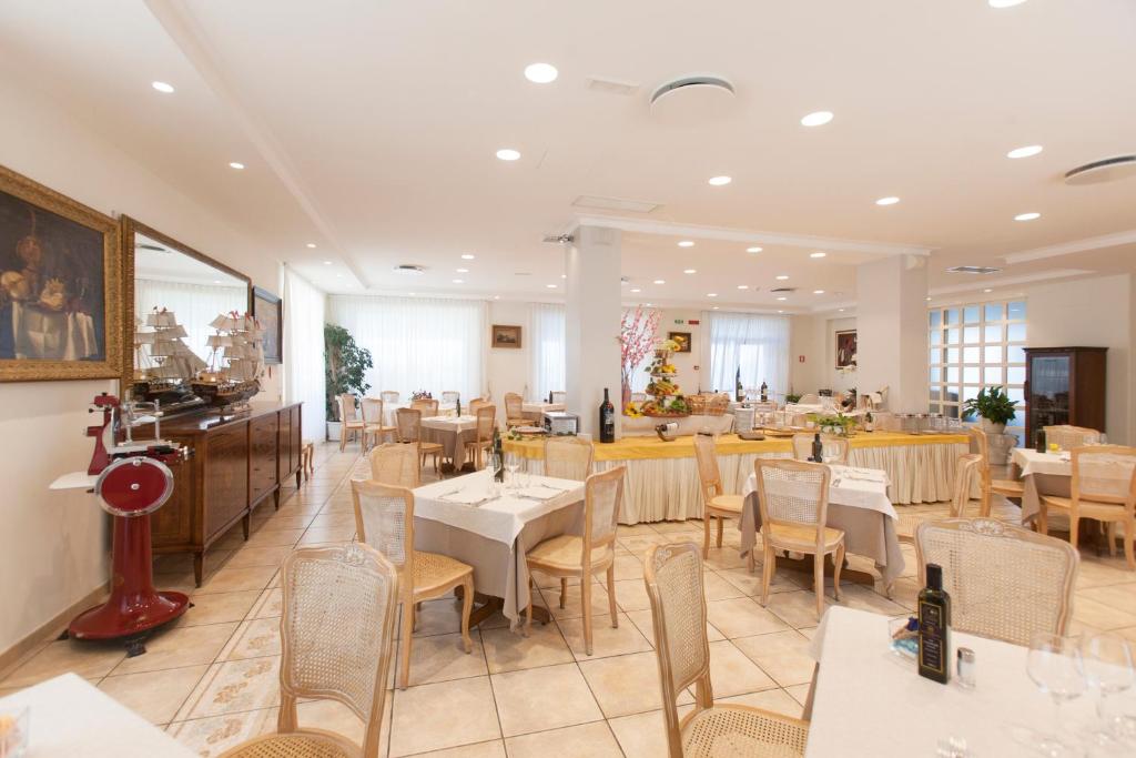 Restaurace v ubytování Baia D'Argento