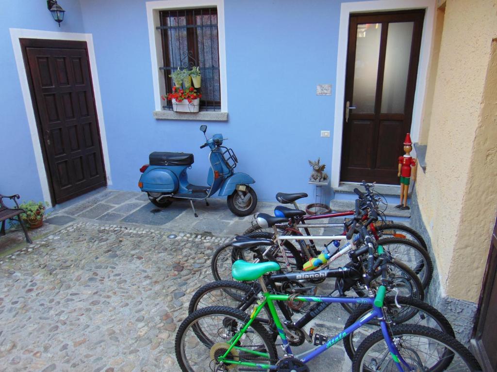 Jízda na kole v ubytování Hortus Lake Orta nebo okolí