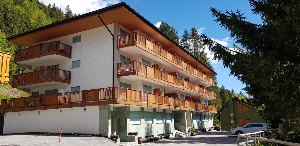 Monolocale Fevri - Serafini, Madonna di Campiglio — foto della struttura 5