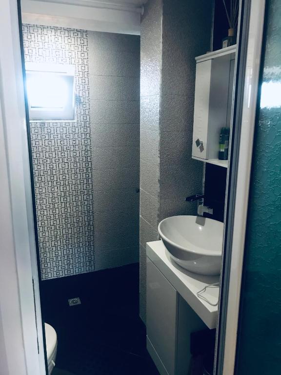 A bathroom at Guest house Grahlyov