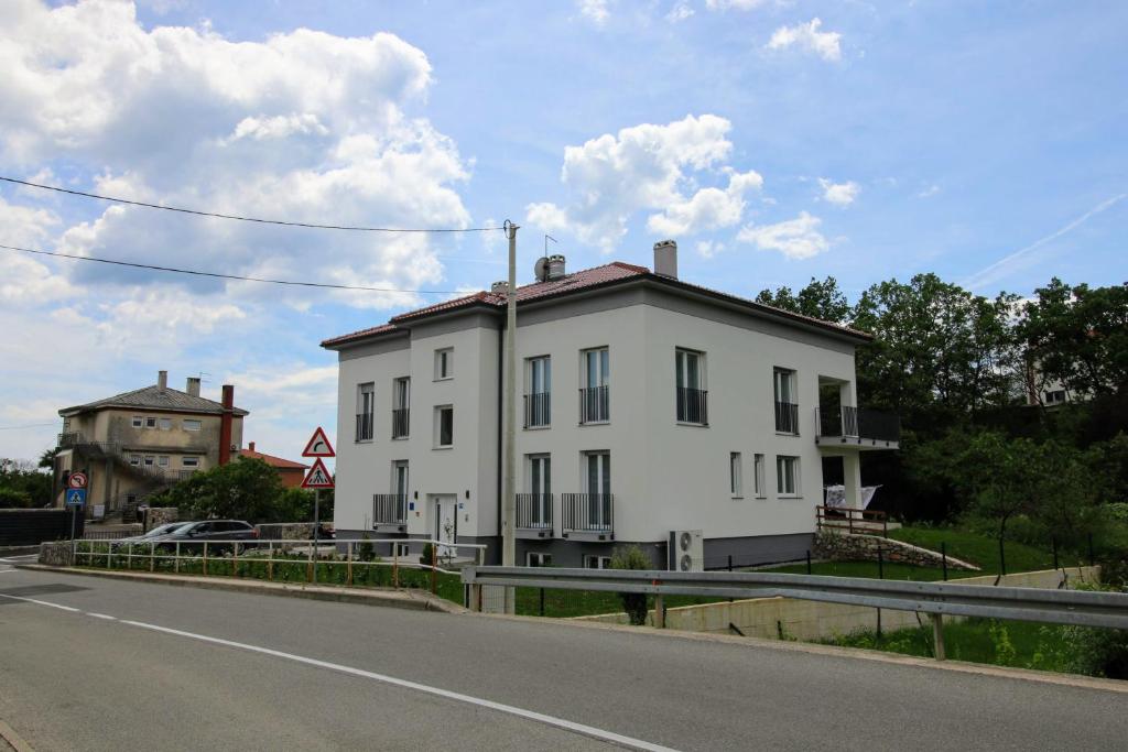 Budova, v ktorej sa apartmán nachádza