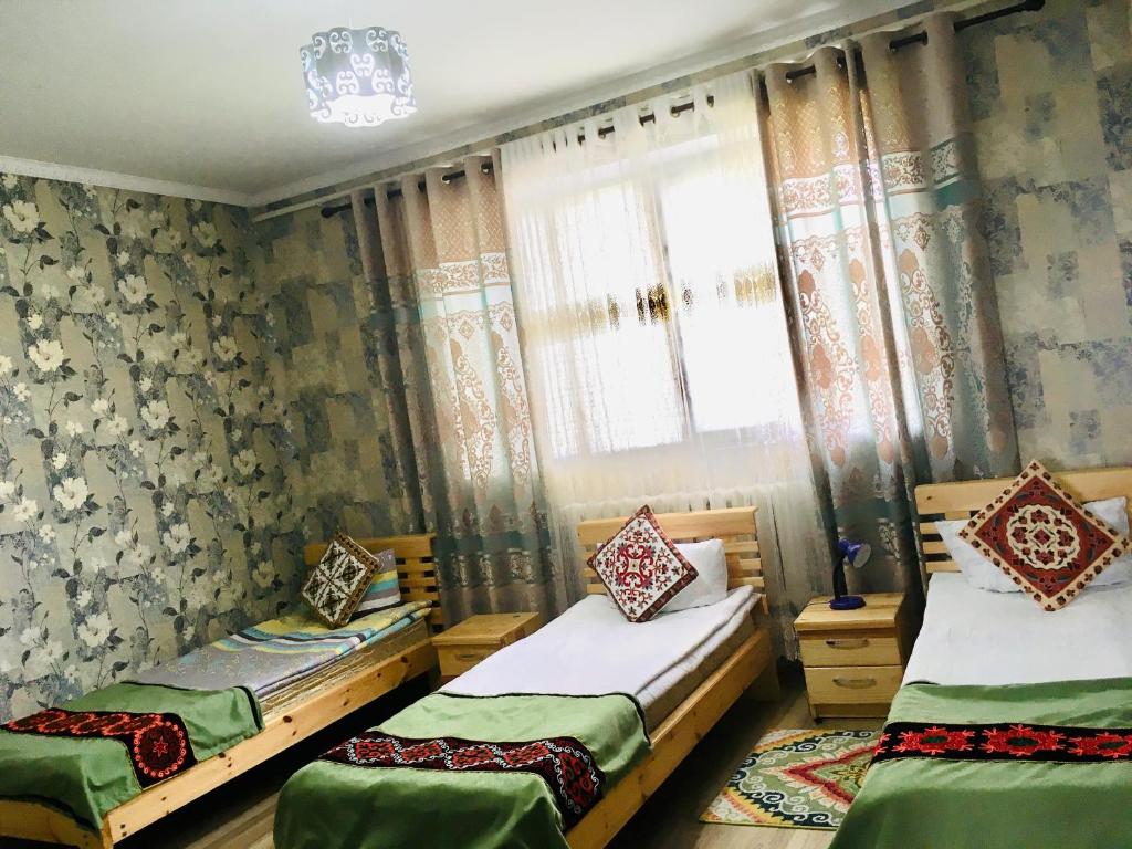 Guest House EtnoDom - Triple Room