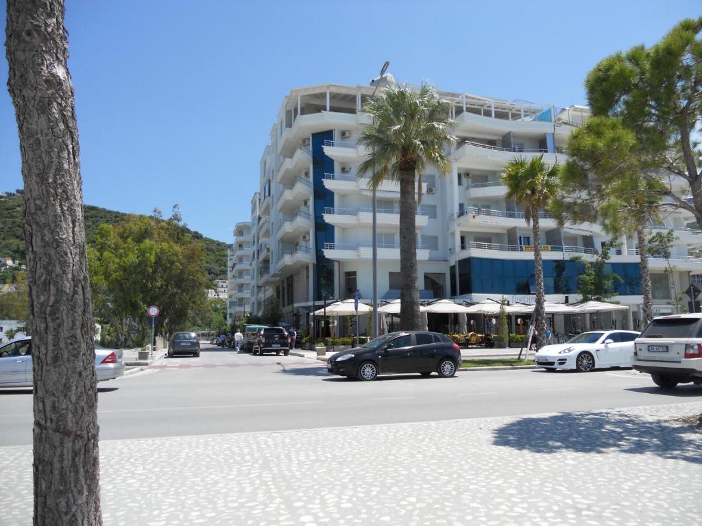 Lungomare Apartament Sea View - Imazhi 9