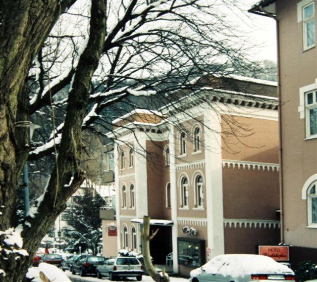 Budova, kde se hotel nachází