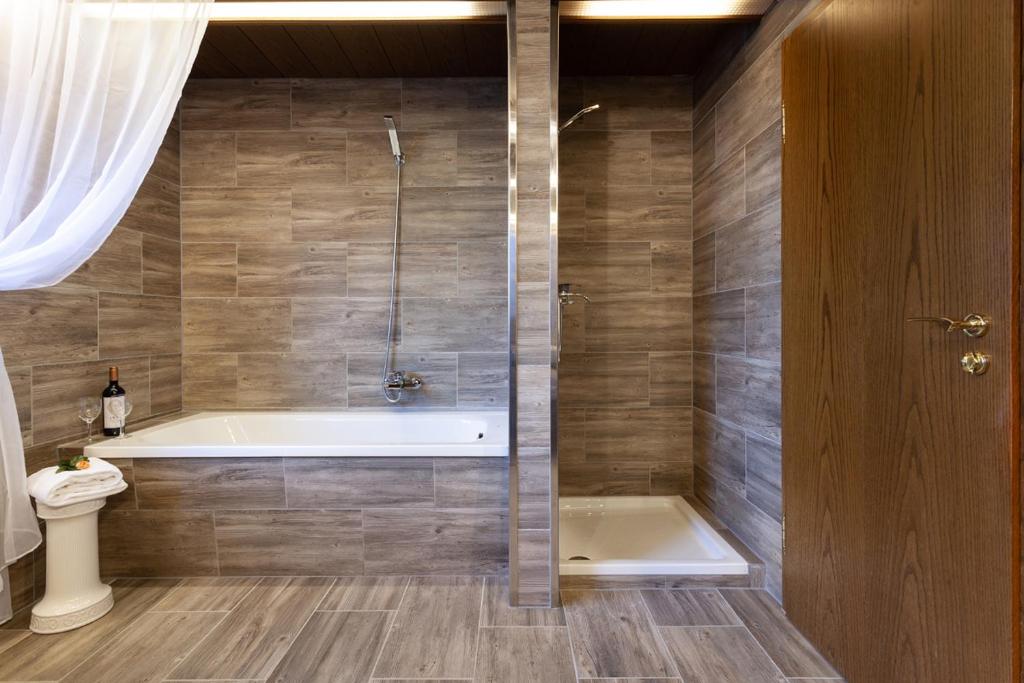 Koupelna v ubytování Hotel Petra