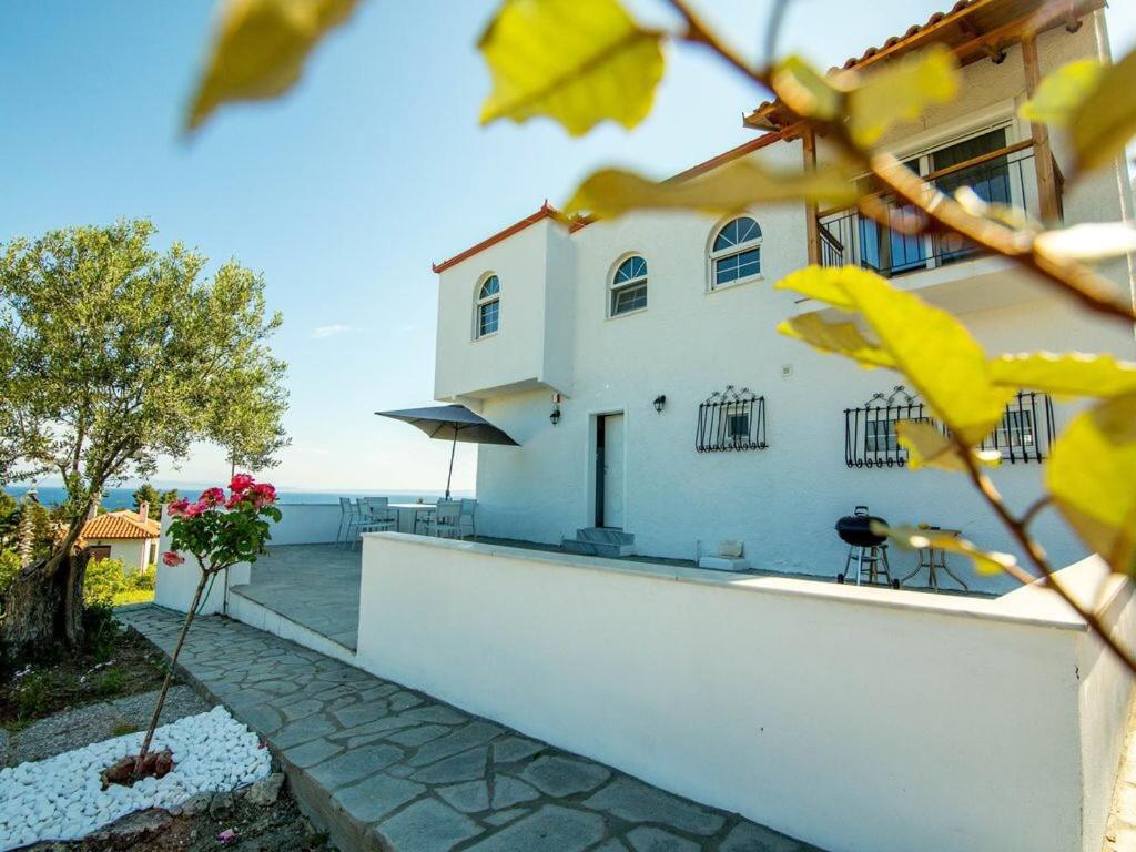 Gallery image of Grande Villa in Hanioti