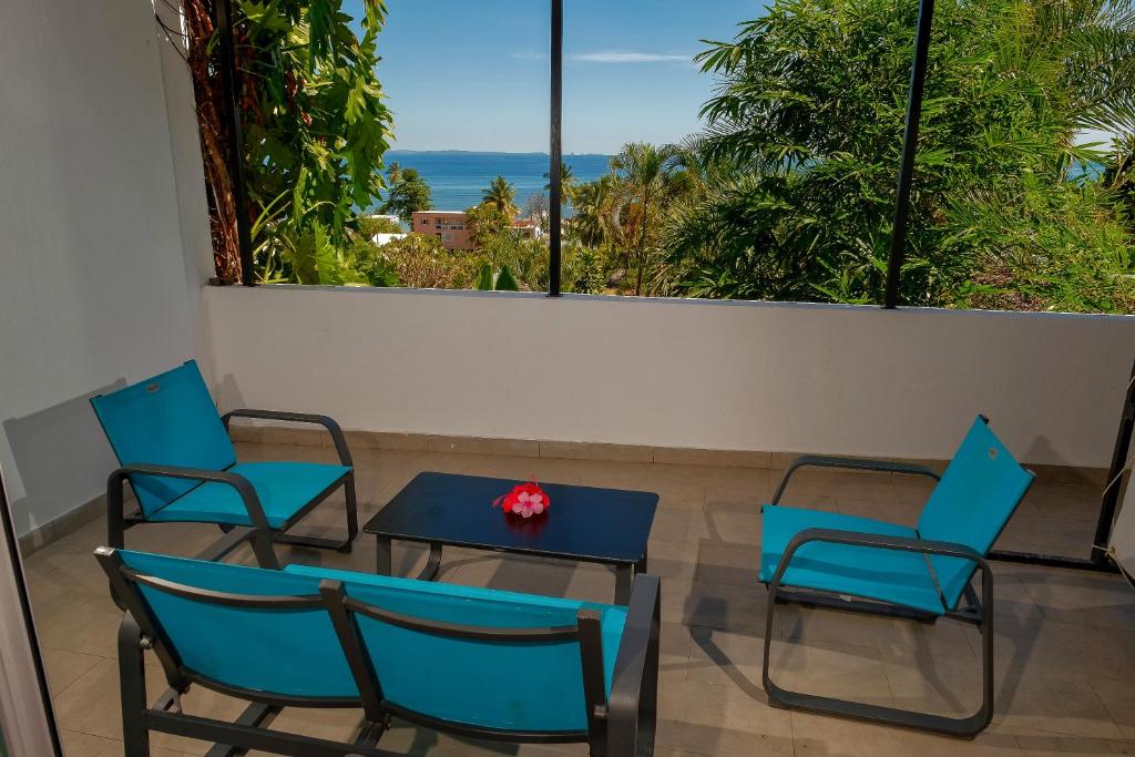 Hôtel Villa Les Orchidées - Doppelzimmer 7 Mit Terrassenblick Auf Den Garten