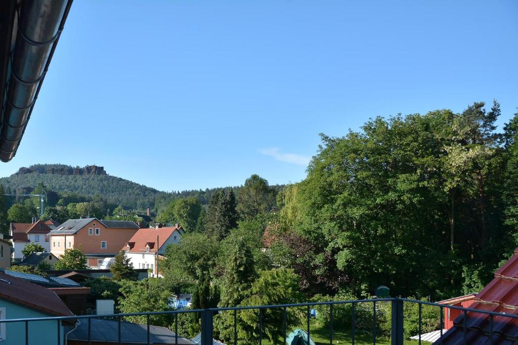 Nespecifikovaný výhled na hory nebo výhled na hory při pohledu z apartmánu