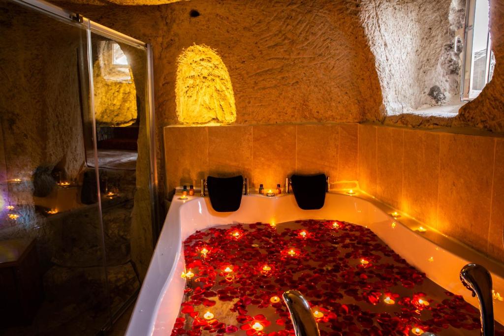 Unicorn Cave Hotel