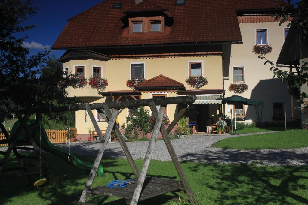 Herní místnost nebo prostor pro děti v ubytování Pension Pichler