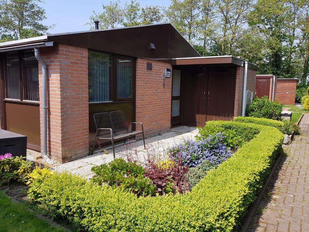 Κήπος έξω από το Rekerlanden 177 Vakantiewoning nabij Strand